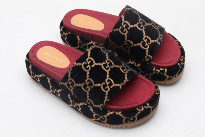 guc sandal