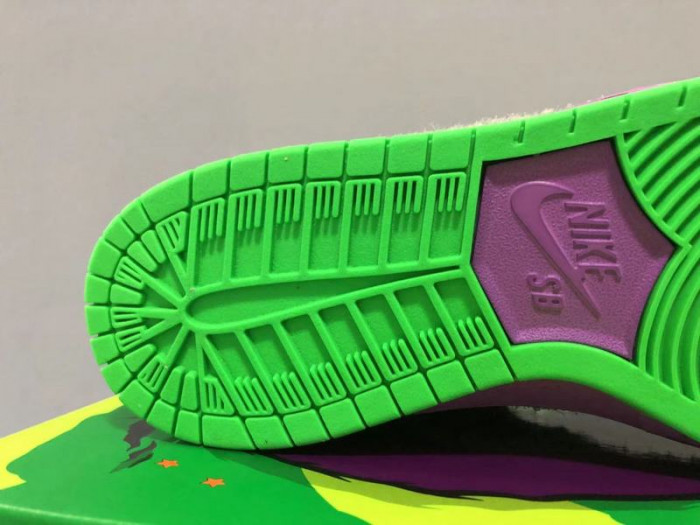 nike sb dunk high reverse skunk 420 cw9971-500