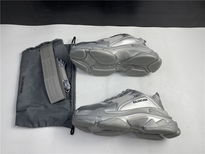 bl triple s trainers sneakers silver 042904