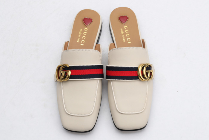 guc loafer