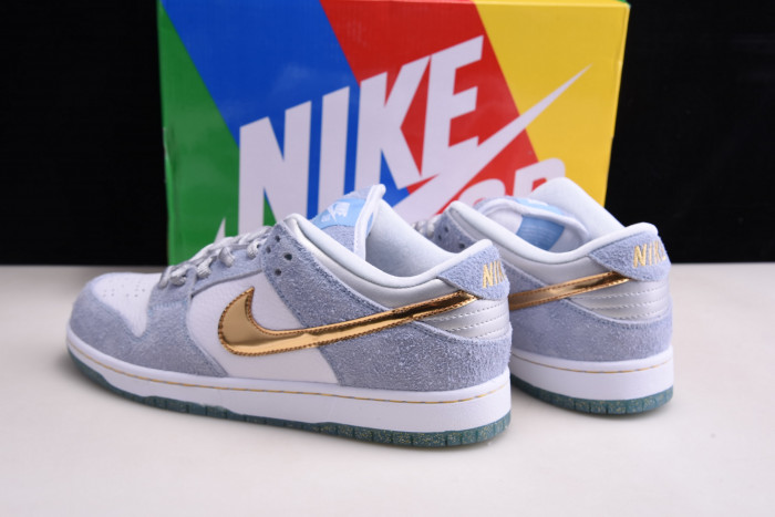 sean cliver x nike sb dunk low dc9936-100