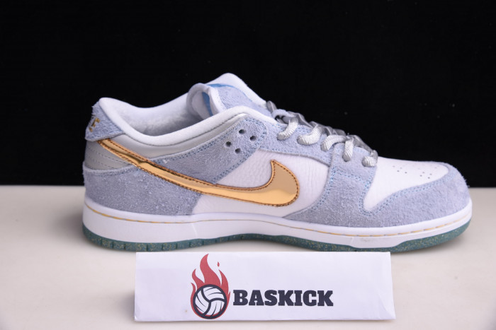 sean cliver x nike sb dunk low dc9936-100