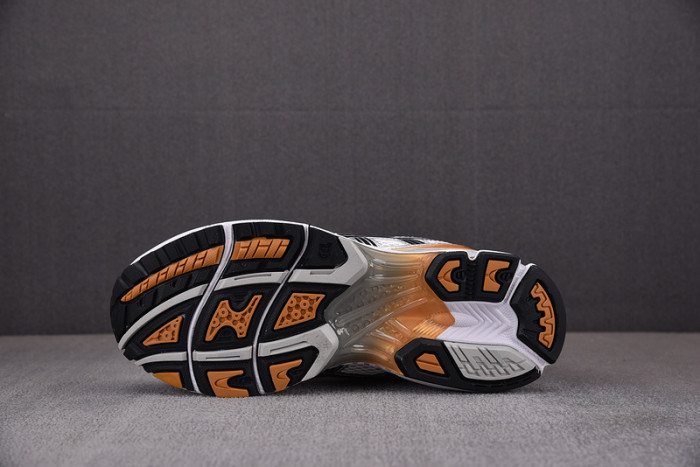 As*ic*s gel kayano 14 (silver / gold) 1201a019-102