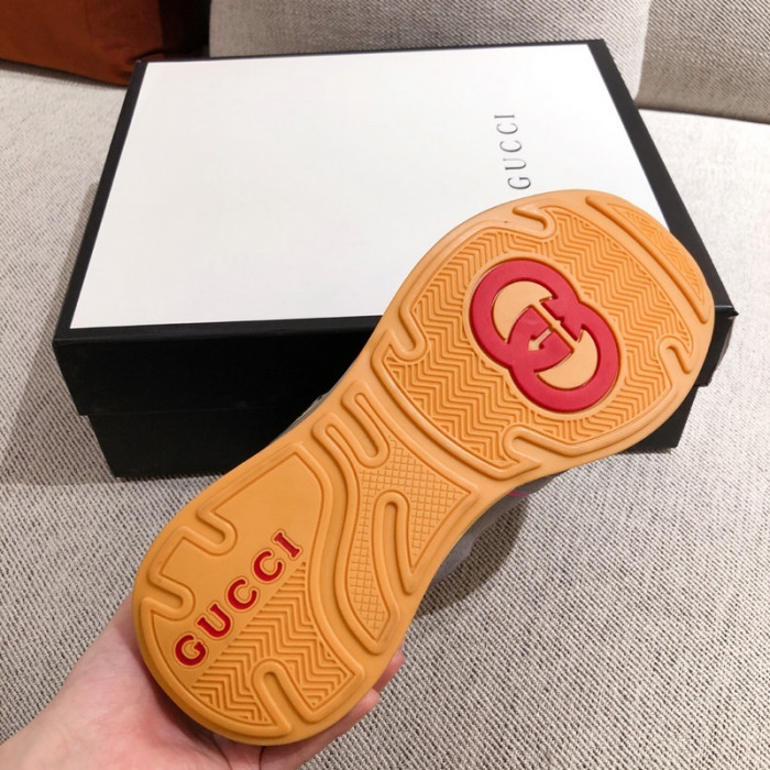 gui sneaker 22010301