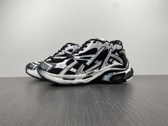 bl runner trainers sneakers