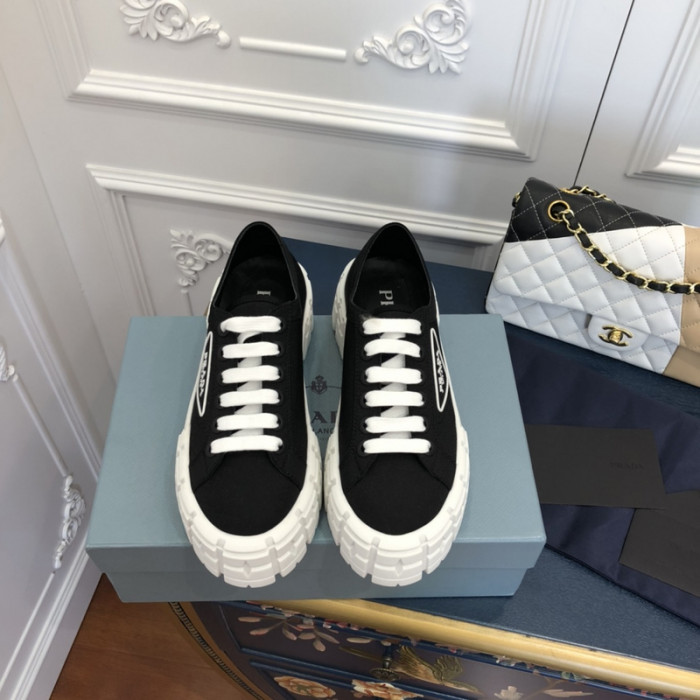 prad sneakers