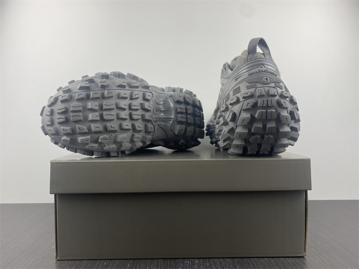 bl deferder chunky-sole sneaker