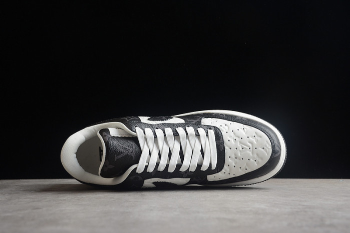 nike air force 1 sneaker