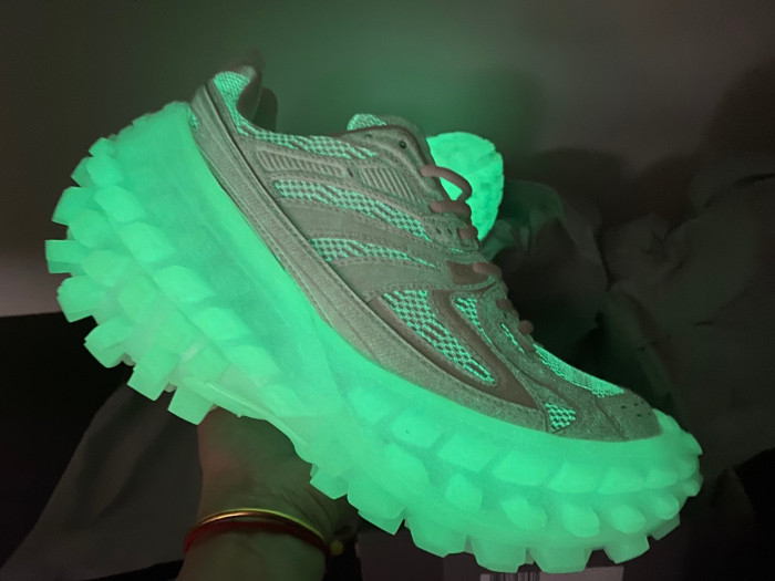 bl deferder chunky-sole sneaker