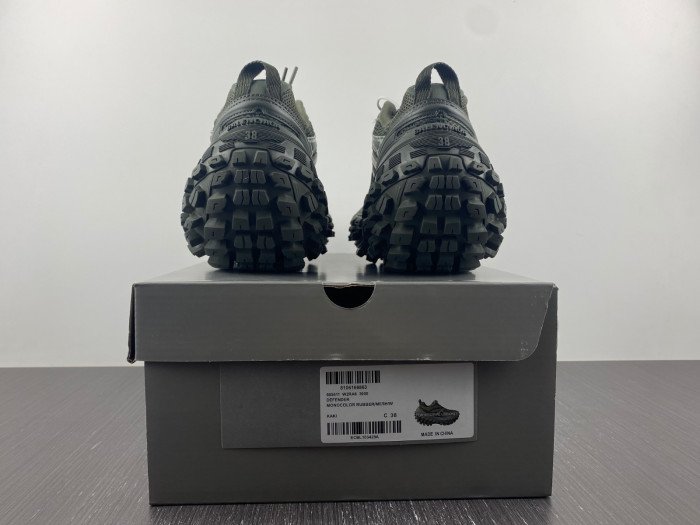 bl deferder chunky-sole sneaker