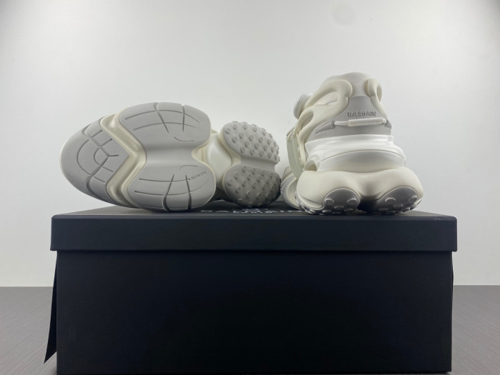 balmain sneakers 22120602