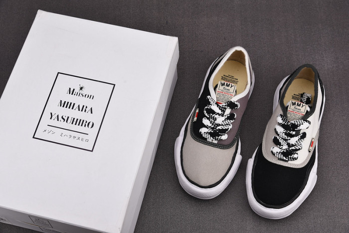Ma*s*n mihara yasuhiro sneaker