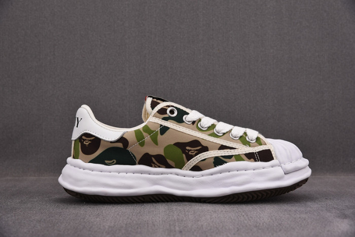 Ma*s*n mihara yasuhiro sneaker