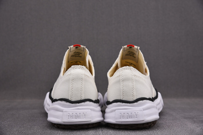 Ma*s*n mihara yasuhiro sneaker