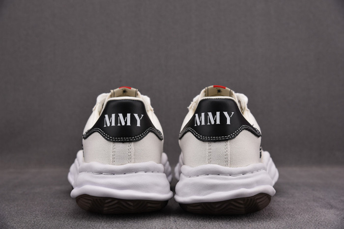 Ma*s*n mihara yasuhiro sneaker
