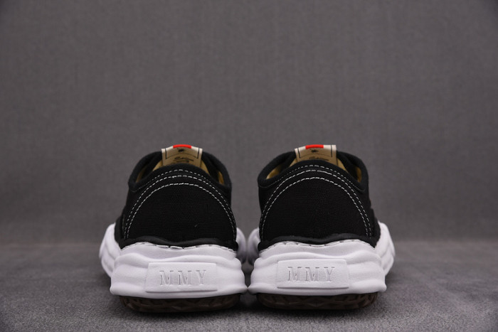 Ma*s*n mihara yasuhiro sneaker