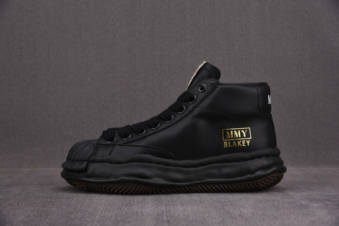 Ma*s*n mihara yasuhiro sneaker