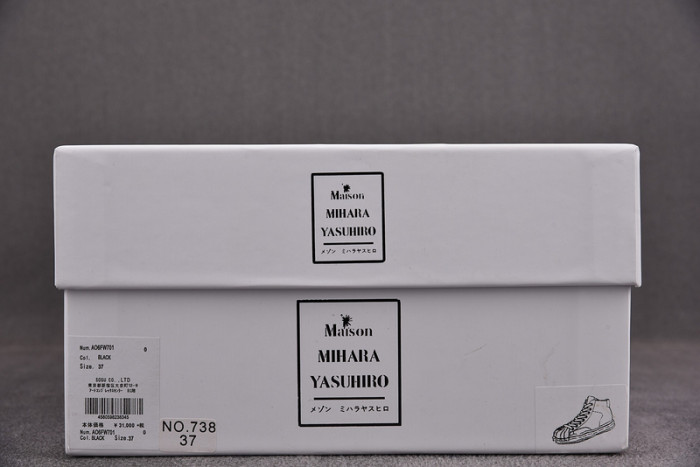 Ma*s*n mihara yasuhiro sneaker