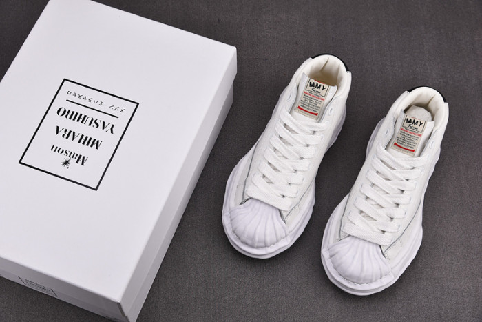 Ma*s*n mihara yasuhiro sneaker