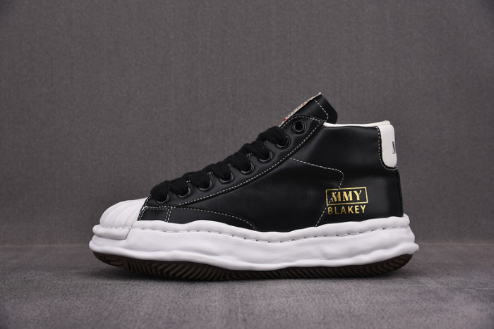 Ma*s*n mihara yasuhiro sneaker