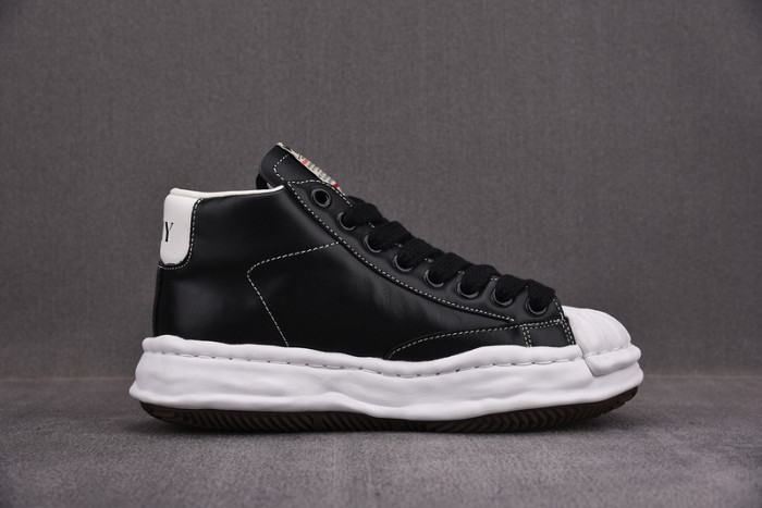 Ma*s*n mihara yasuhiro sneaker