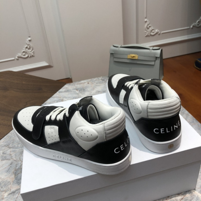 clin sneaker