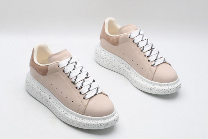 alex mcqu sneakers