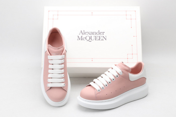 alex mcqu sneakers