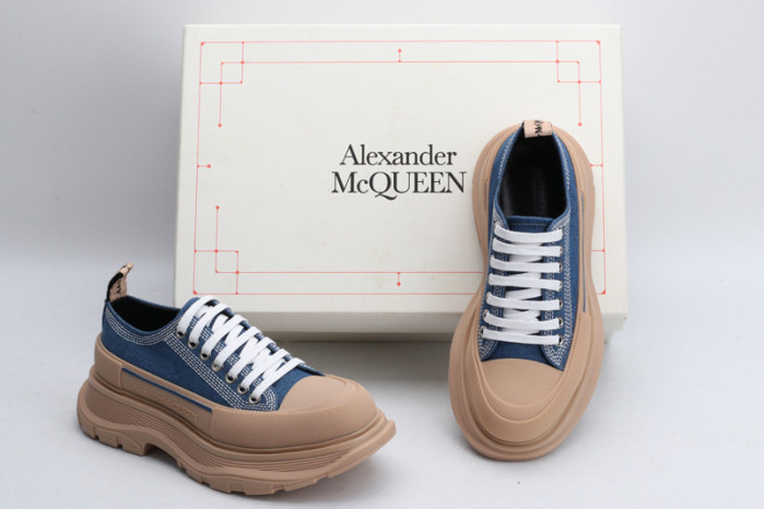alex mcqu sneakers