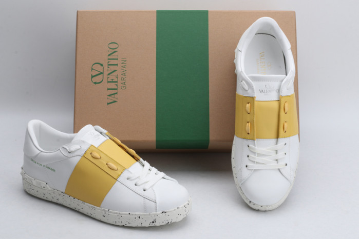 v*lentino sneaker