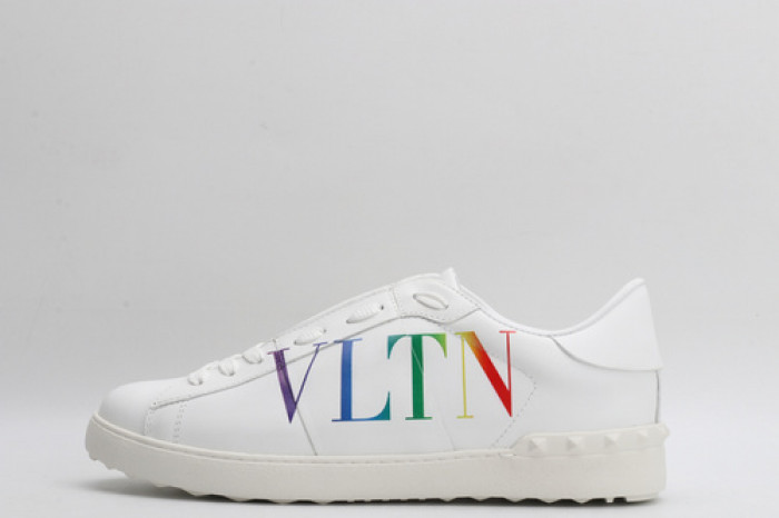v*lentino sneaker