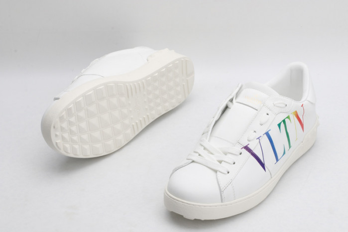 v*lentino sneaker