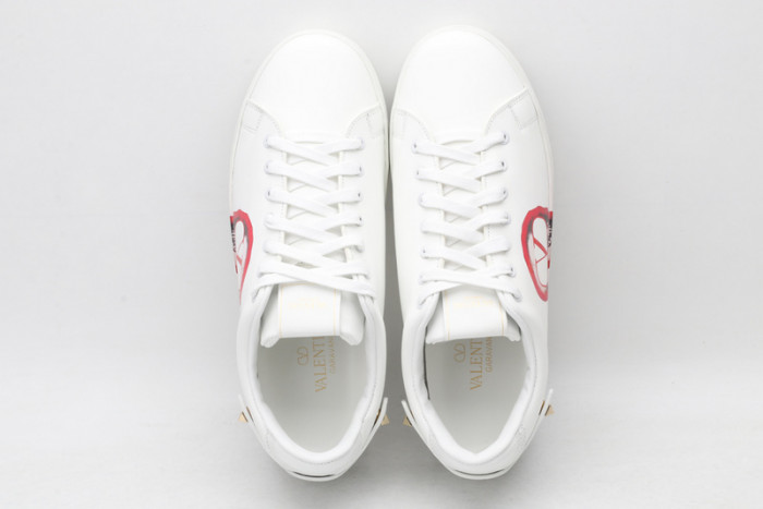 v*lentino sneaker