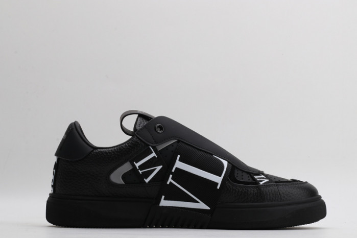 v*lentino sneaker