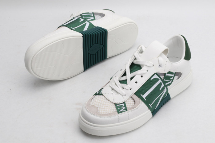v*lentino sneaker