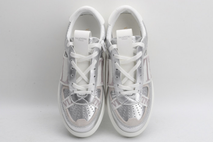 v*lentino sneaker