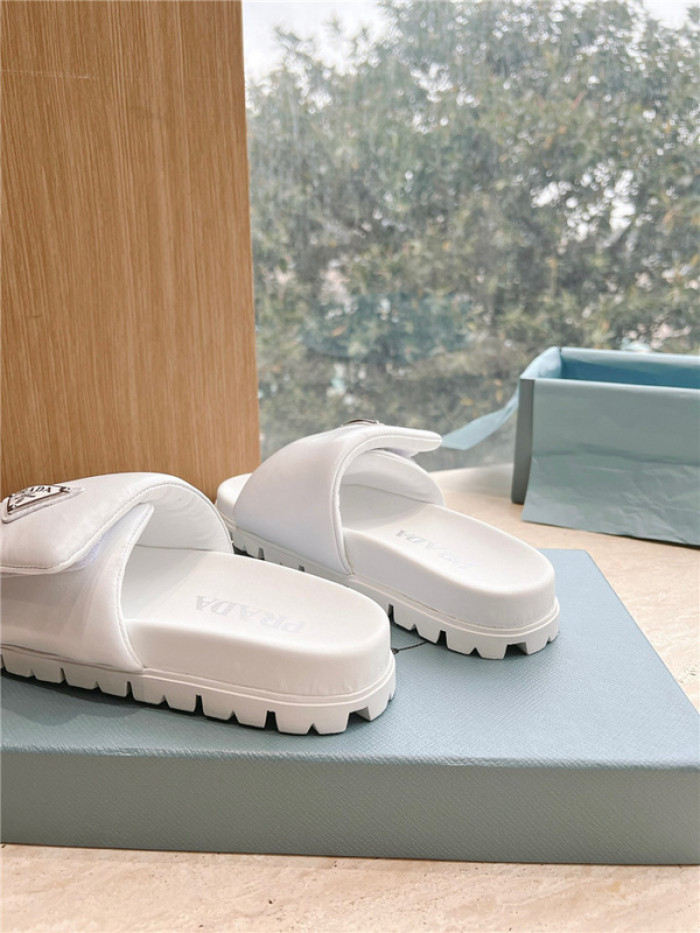 prad slippers