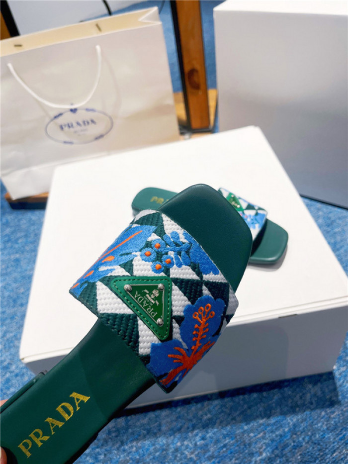 prad slippers