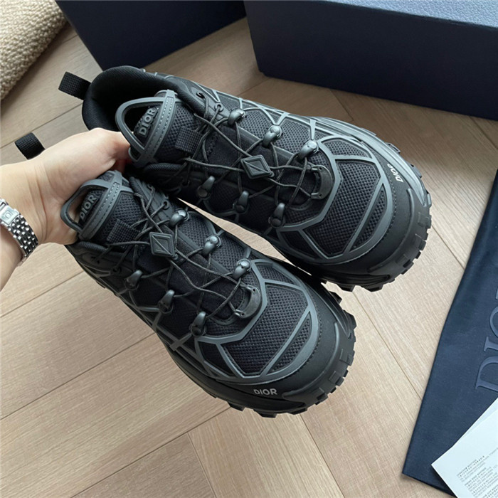 dr b31 trainer sneaker