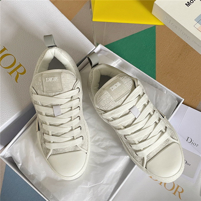 dr b23 sneakers