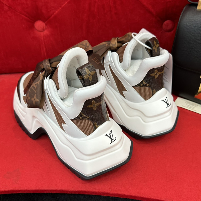 lovt archlight sneaker