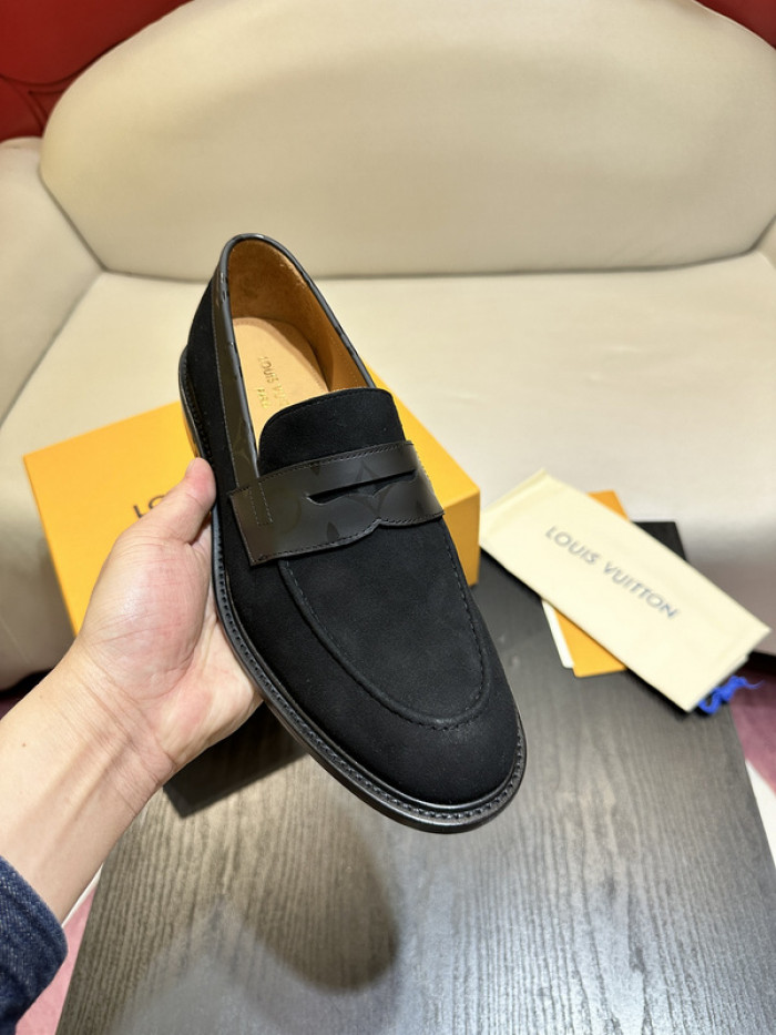 lovt loafer