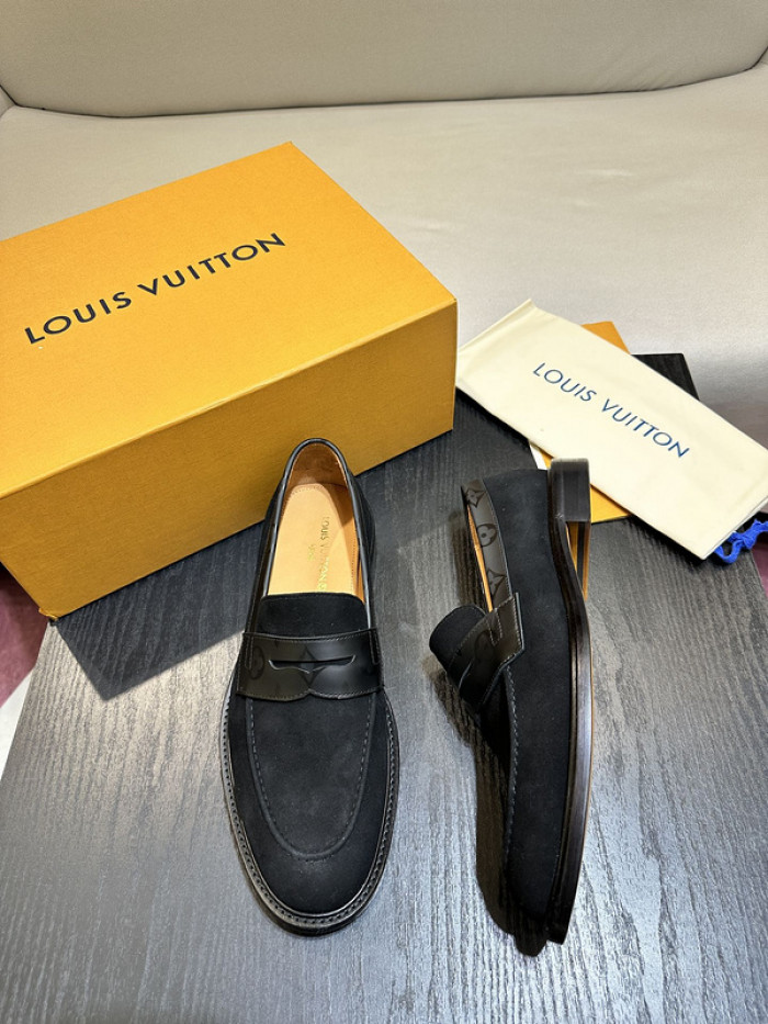 lovt loafer