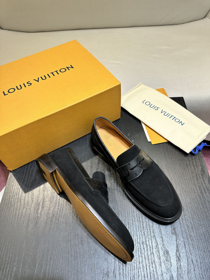 lovt loafer