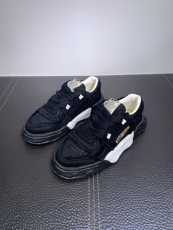 Ma*s*n mihara yasuhiro sneaker