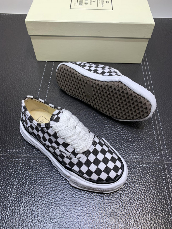 Ma*s*n mihara yasuhiro sneaker