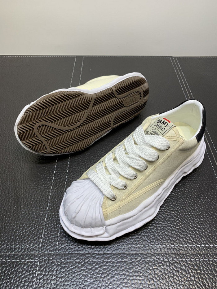 Ma*s*n mihara yasuhiro sneaker