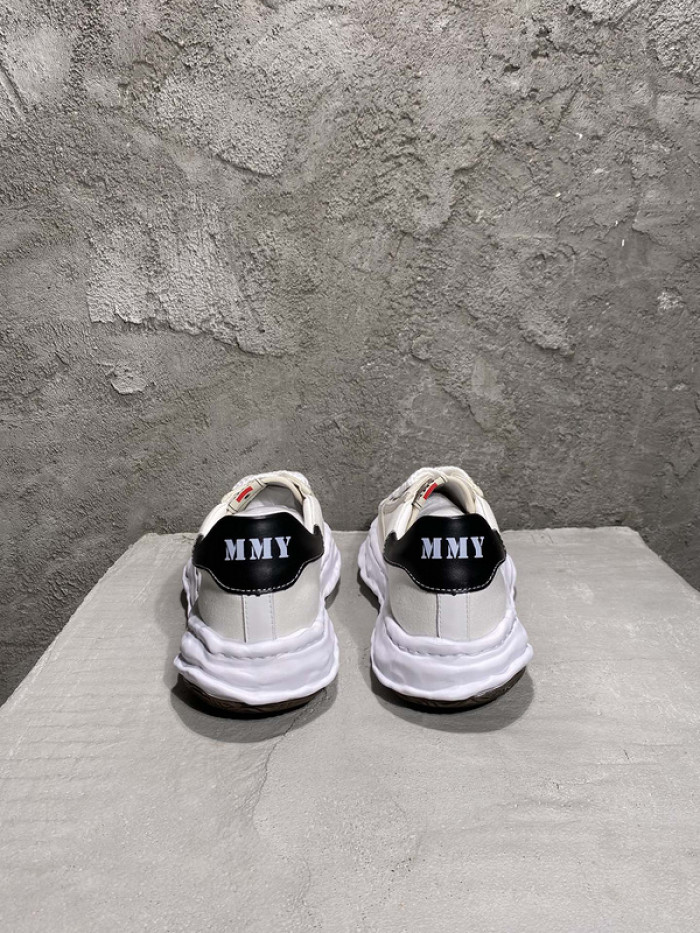 Ma*s*n mihara yasuhiro sneaker