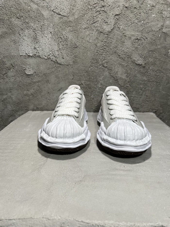 Ma*s*n mihara yasuhiro sneaker