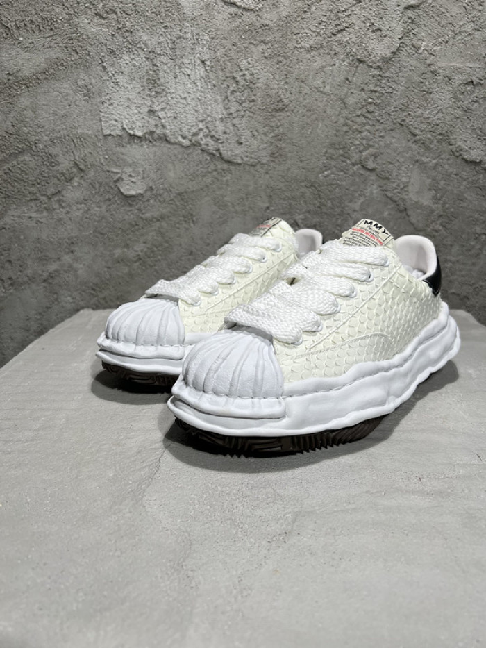 Ma*s*n mihara yasuhiro sneaker